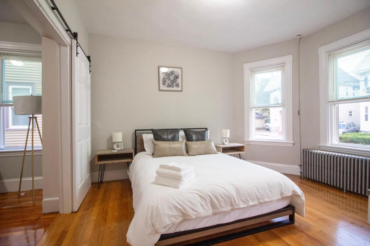 2 Bedroom Condo Close To Boston And Cambridge With Free Parkings Exterior photo